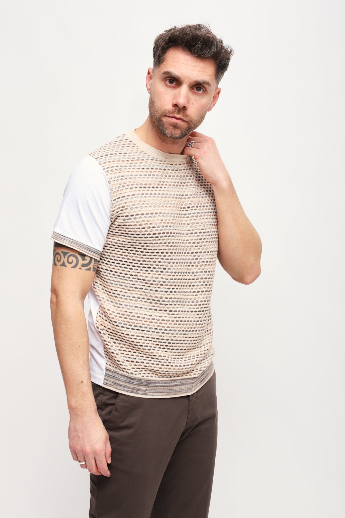 Girocollo Text Beige