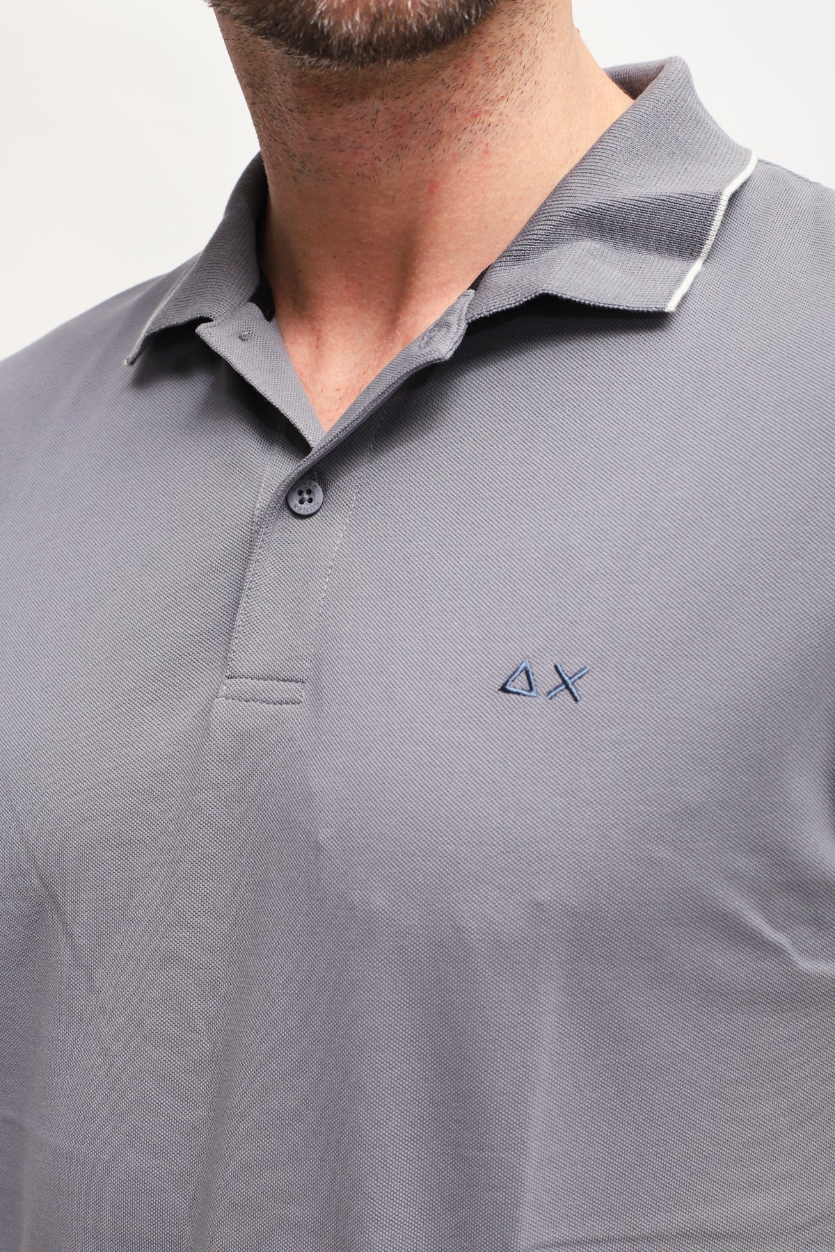 Polo con Ricamo Grigio