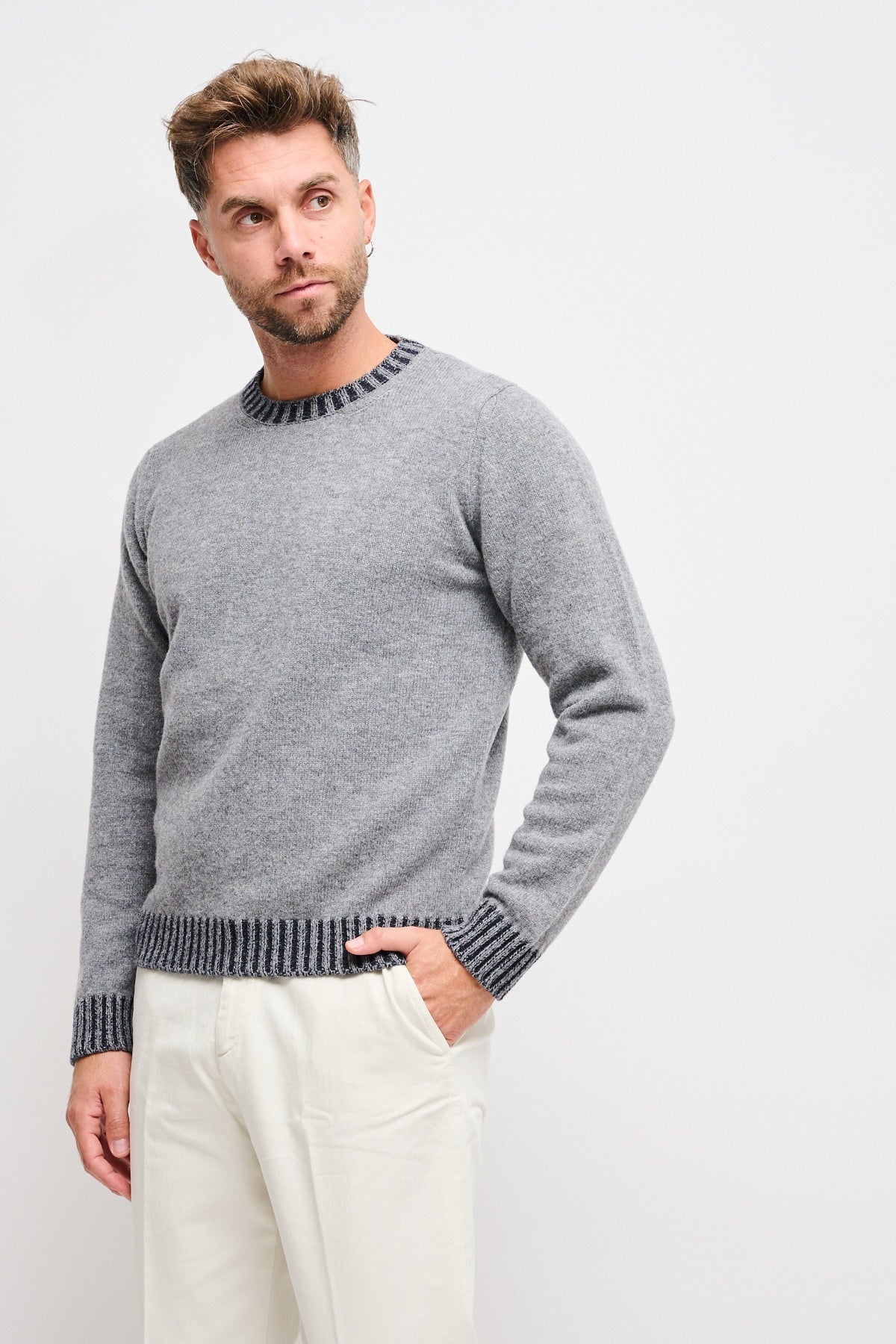 Girocollo 100% lana vergine Grigio