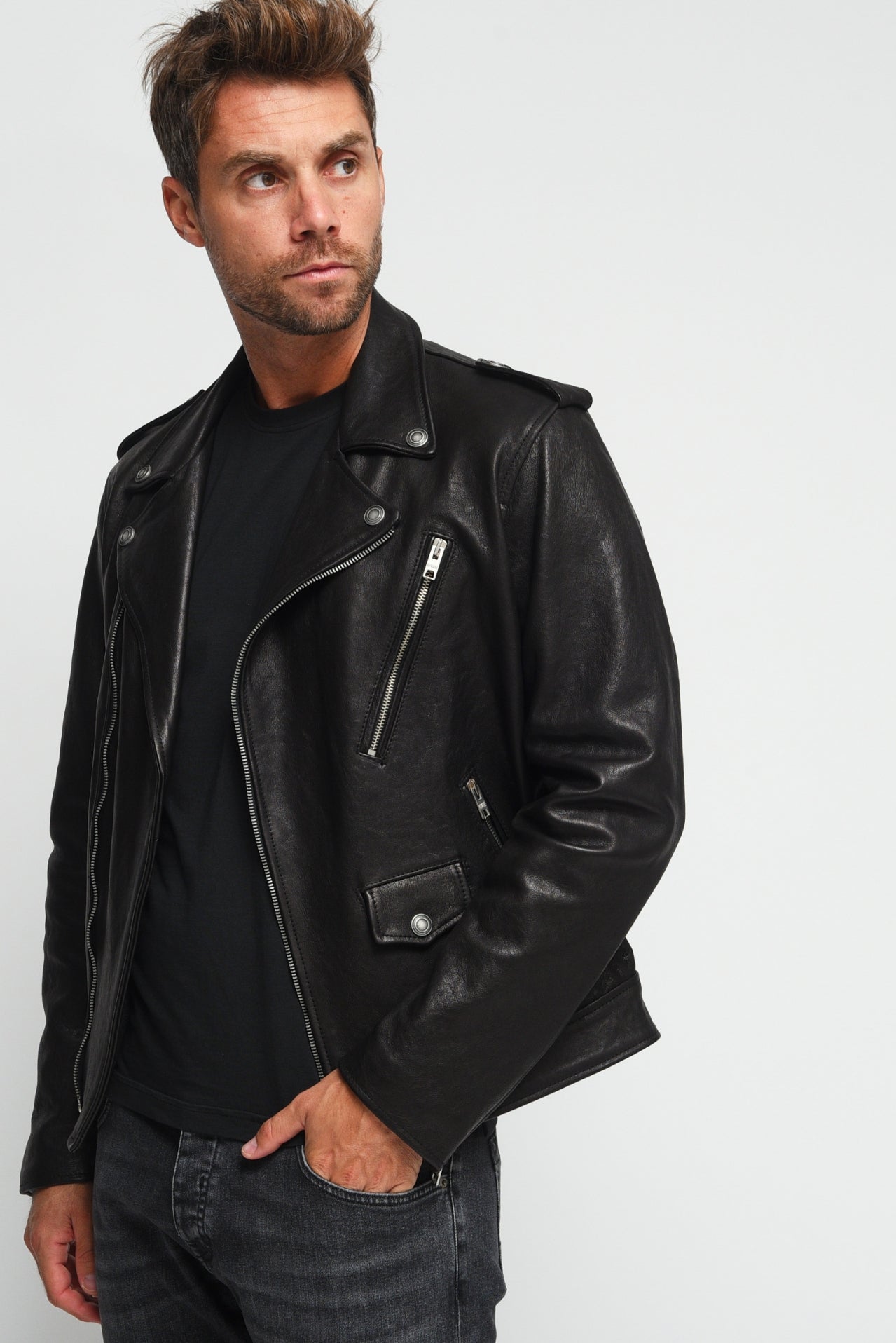 Giubbino in pelle Nero