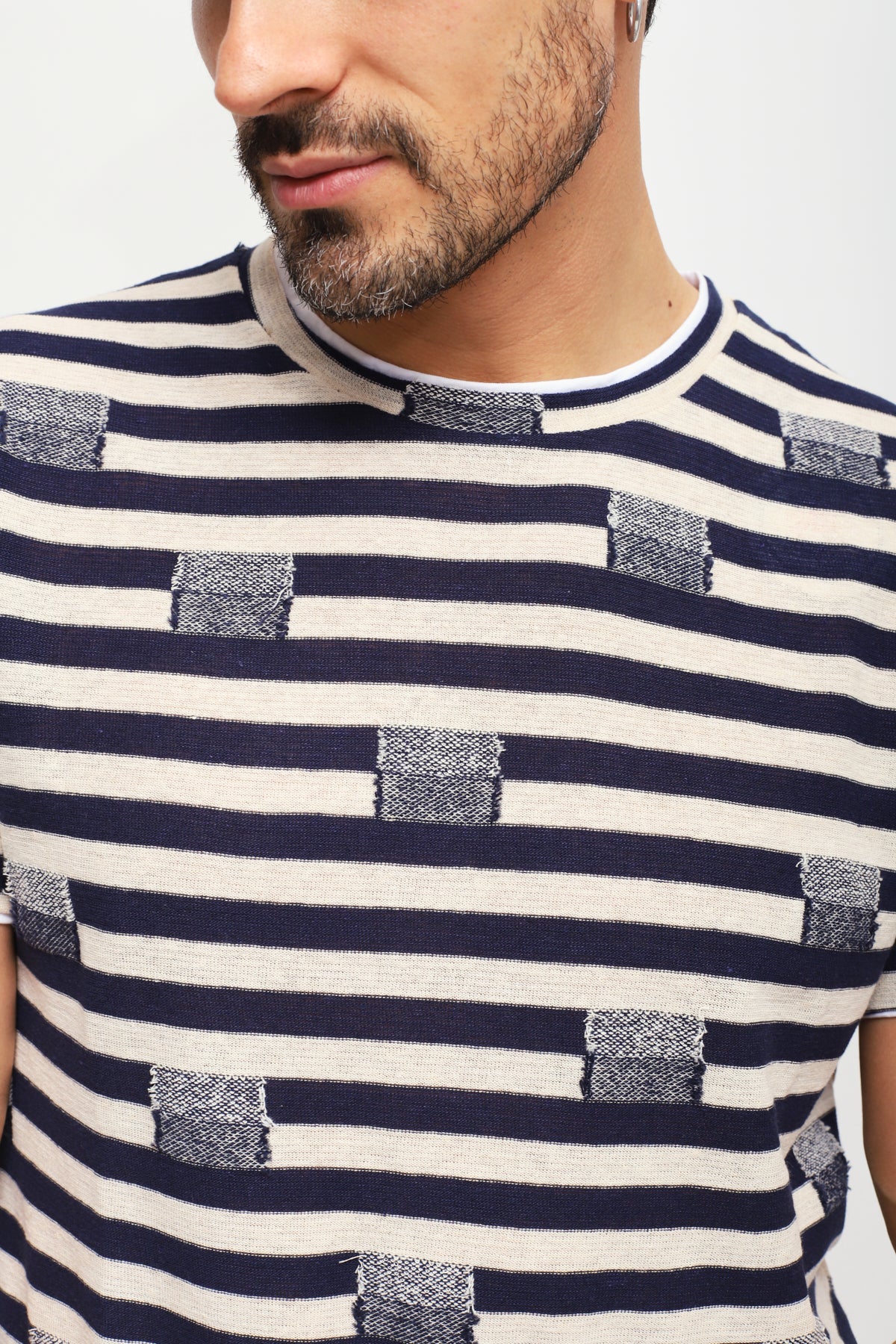 T-shirt a righe Bianche e Nere