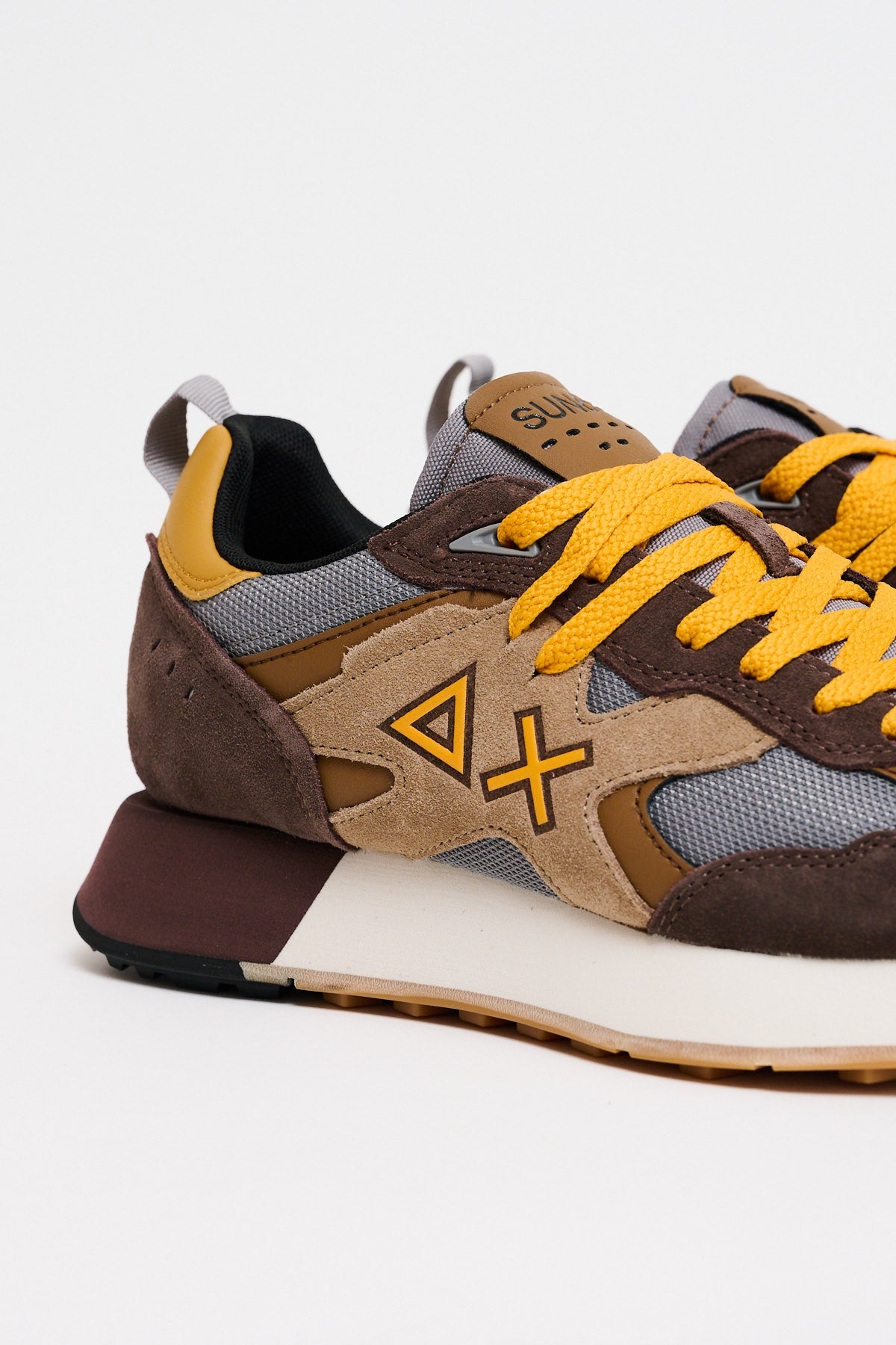 Sneakers Jaki Outdoor Marrone