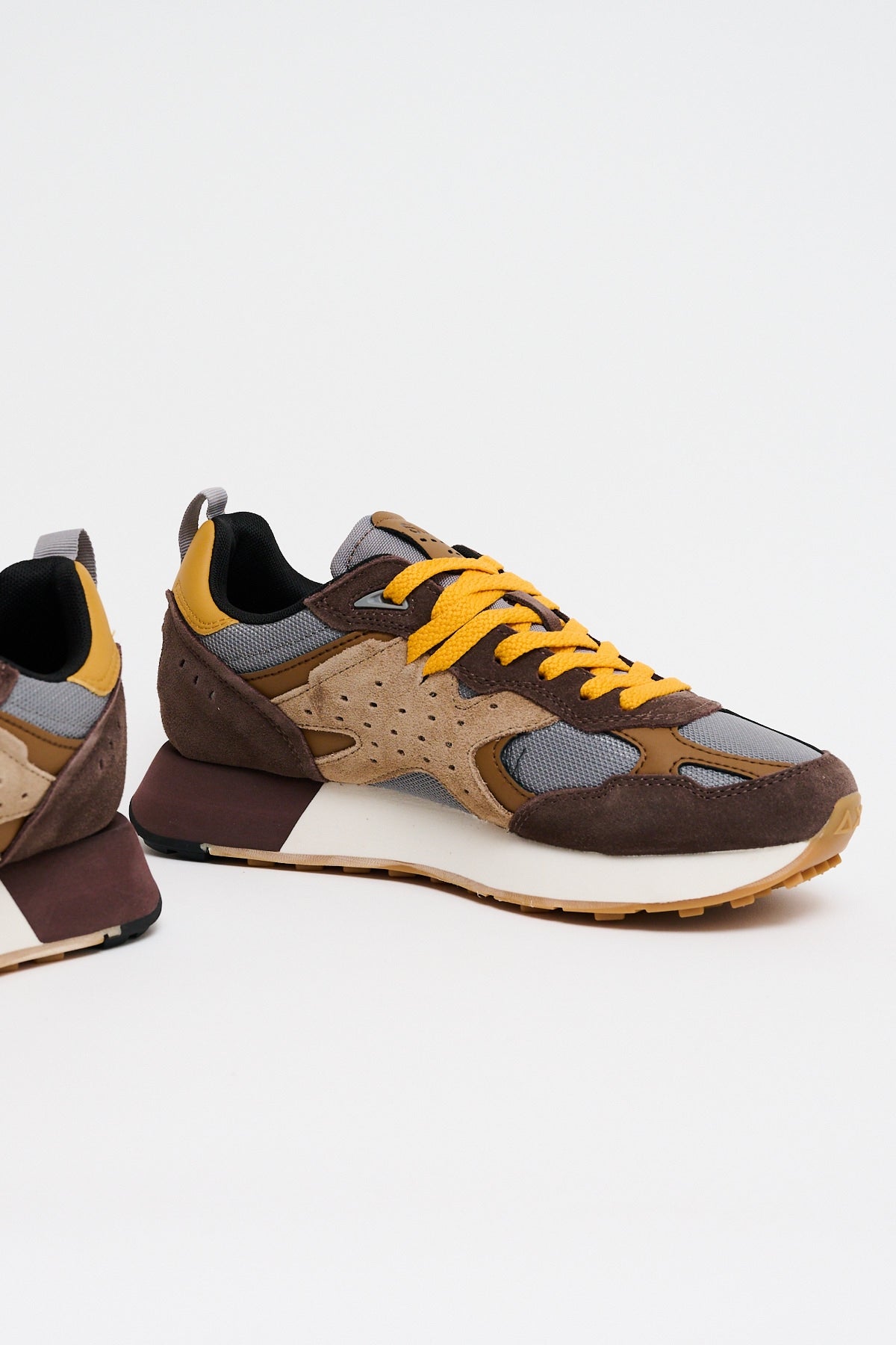 Sneakers Jaki Outdoor Marrone
