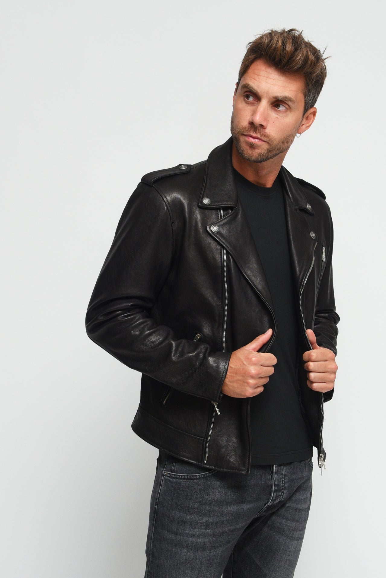 Giubbino in pelle Nero