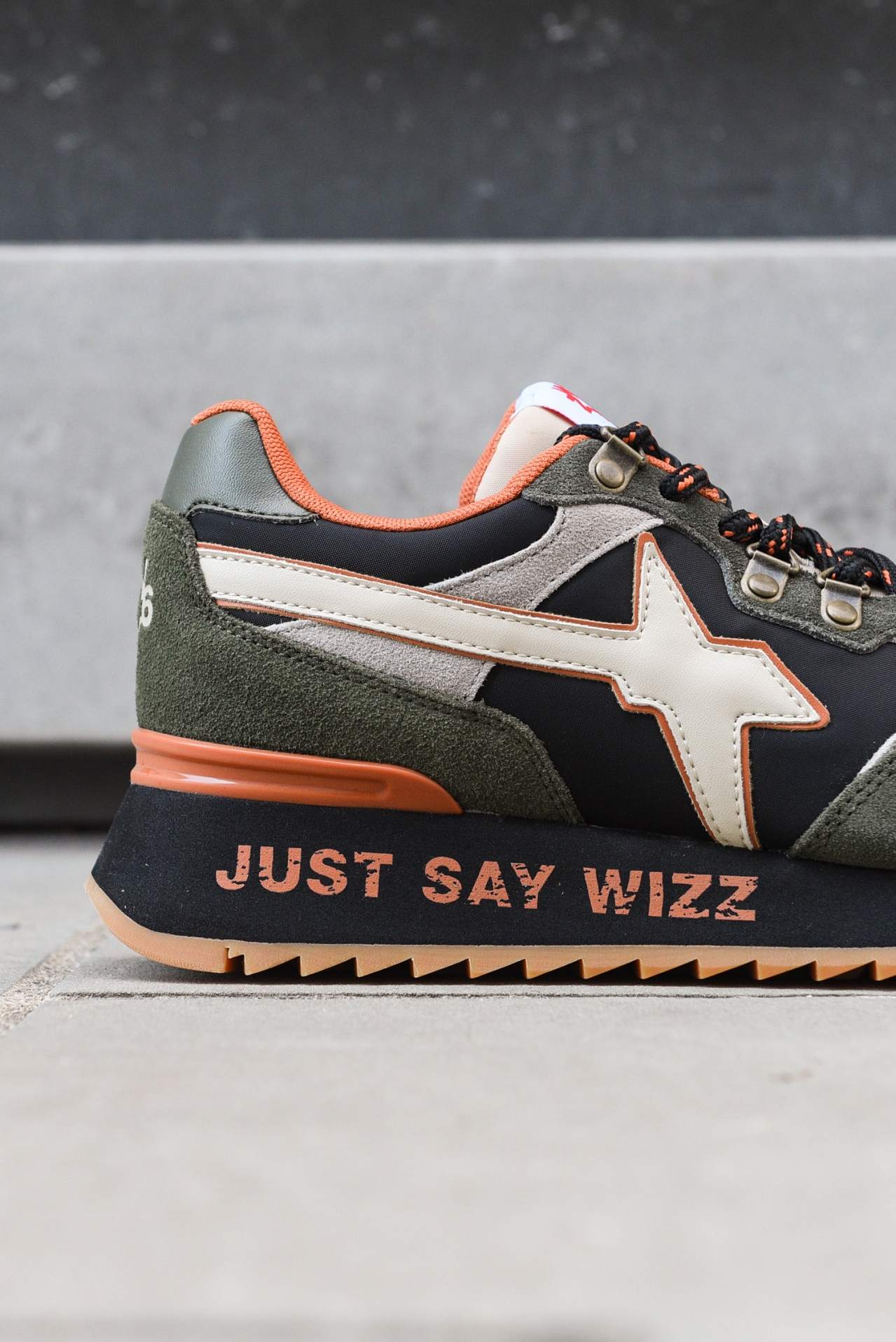 Scarpe just deals say wizz
